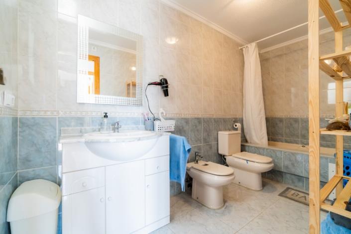 Image No.19-3 Bed Penthouse for sale