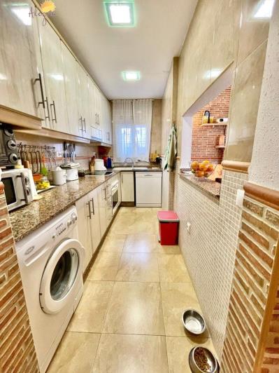 Image No.5-2 Bed House/Villa for sale