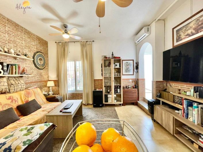 Image No.8-2 Bed House/Villa for sale