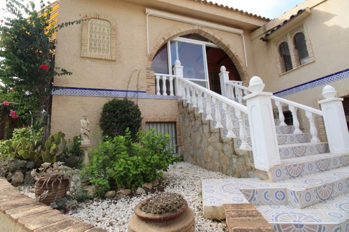 Image No.6-5 Bed House/Villa for sale