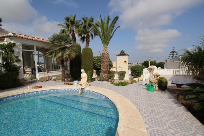 Image No.4-5 Bed House/Villa for sale