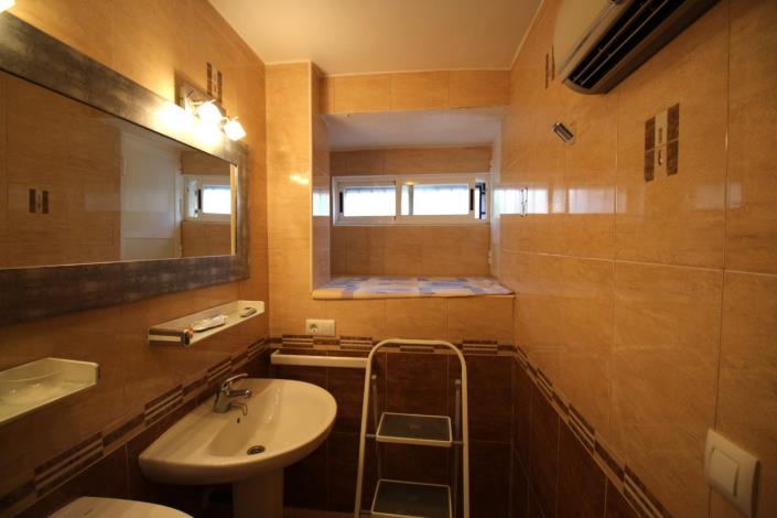 Image No.25-5 Bed House/Villa for sale