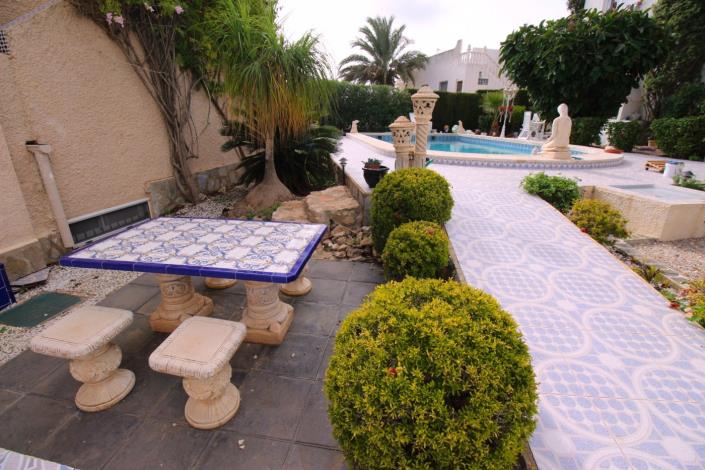 Image No.5-5 Bed House/Villa for sale