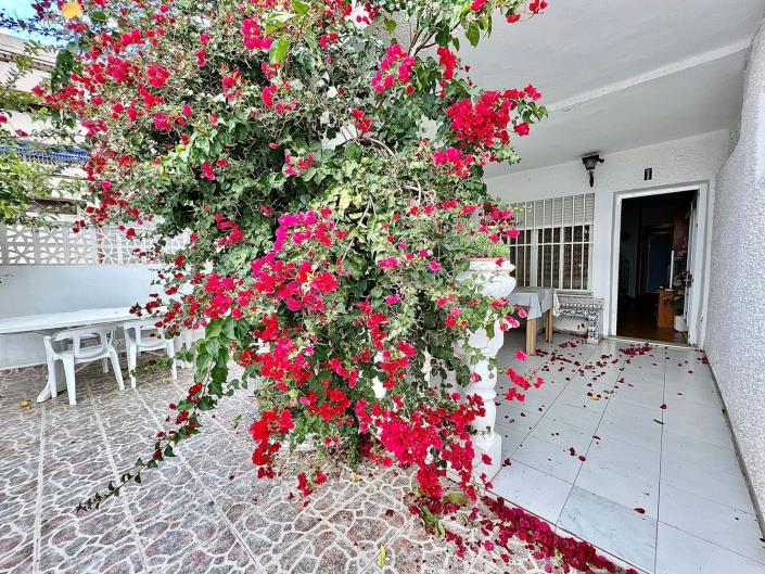 Image No.1-3 Bed Townhouse for sale