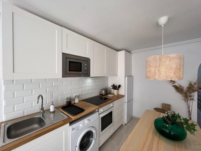 Image No.1-1 Bed Bungalow for sale