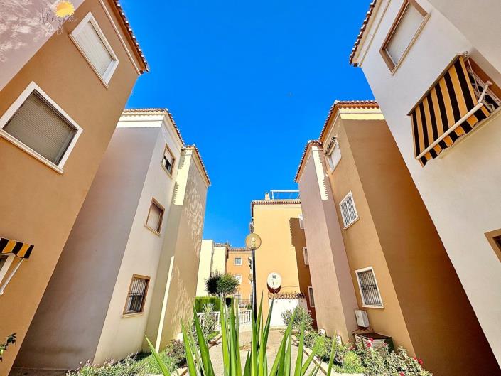 Image No.20-2 Bed Apartment for sale