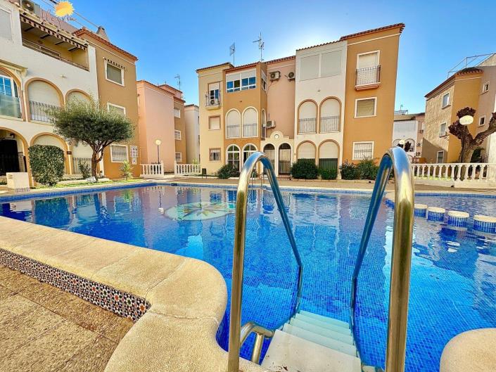 Image No.1-2 Bed Apartment for sale