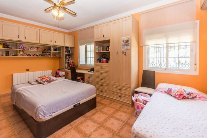 Image No.27-3 Bed Villa for sale