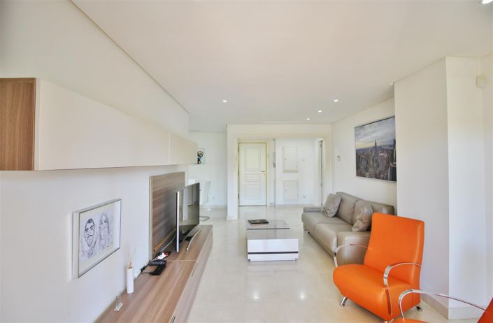 Image No.18-1 Bed Apartment for sale