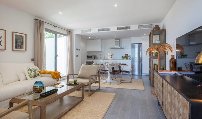 Image No.3-3 Bed Apartment for sale