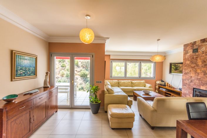 Image No.10-5 Bed Villa for sale