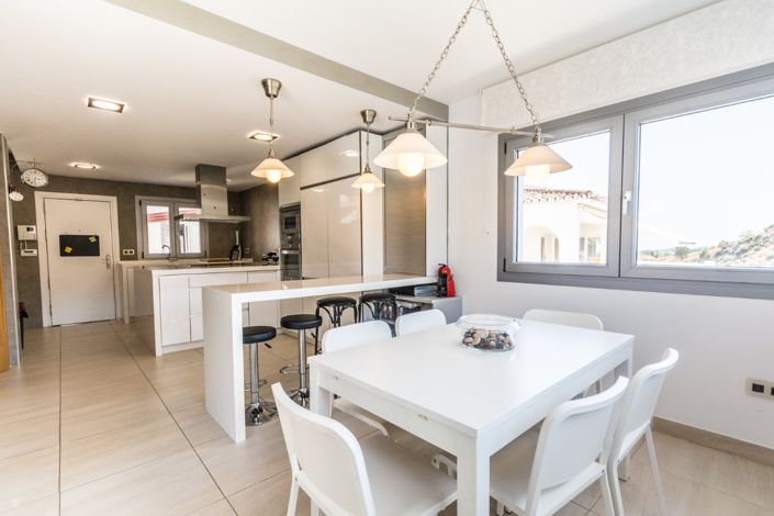 Image No.14-5 Bed Villa for sale