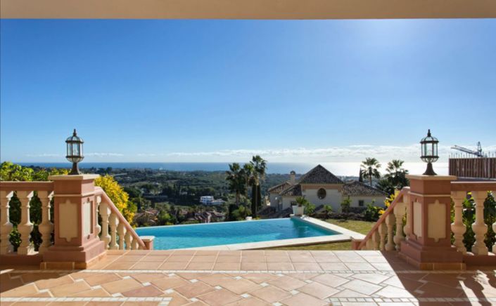 Image No.2-8 Bed Villa for sale