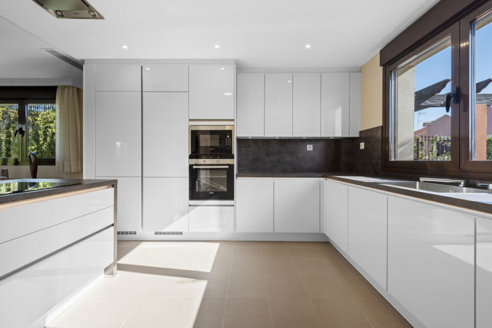 Image No.5-Villa de 3 chambres à vendre à Estepona