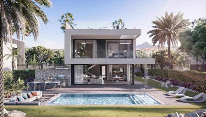 Image No.1-Villa de 3 chambres à vendre à Estepona