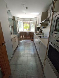 10-bb915d1cb19341576dcdc994b81ab9c5