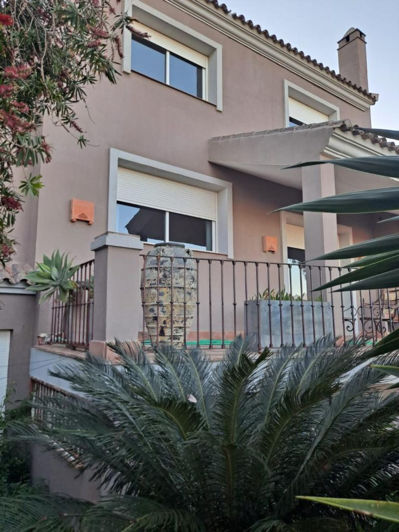 Image No.34-6 Bed Villa for sale