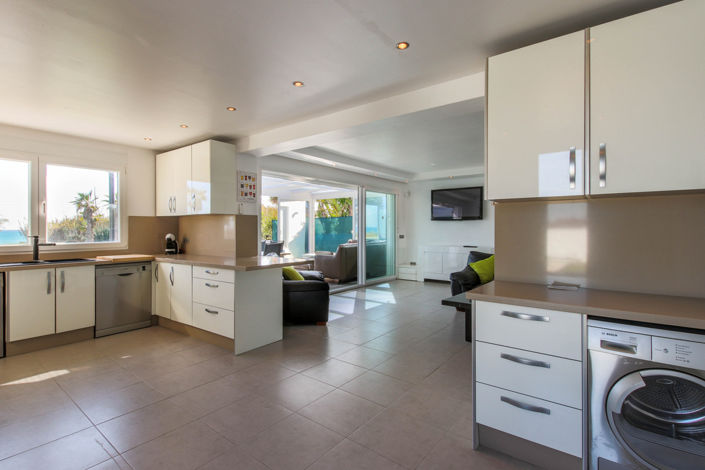 Image No.9-3 Bed Villa for sale