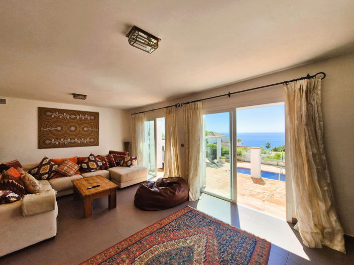 Image No.25-5 Bed Villa for sale