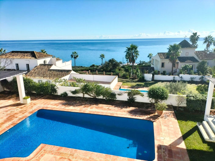 Image No.26-5 Bed Villa for sale