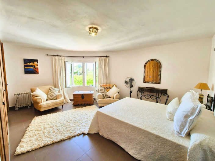 Image No.27-5 Bed Villa for sale