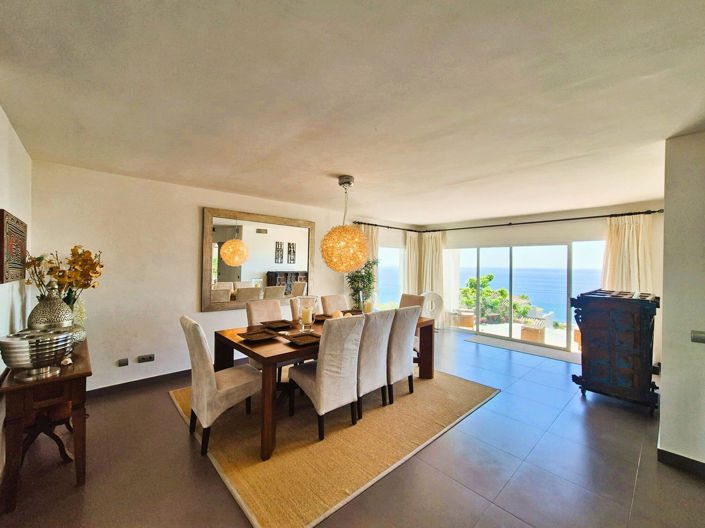 Image No.8-5 Bed Villa for sale