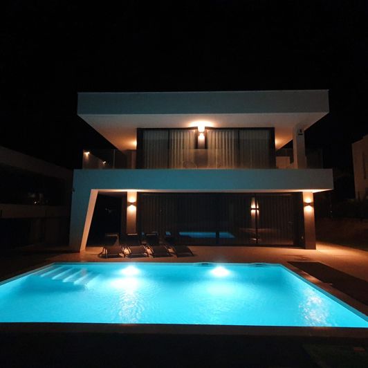 Image No.17-4 Bed Villa for sale