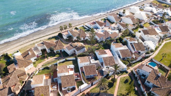 Image No.1-Villa de 3 chambres à vendre à Estepona