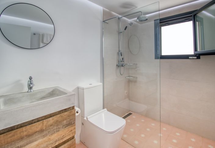 Image No.11-3 Bed Villa for sale