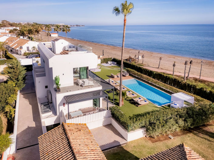 Image No.1-Villa de 5 chambres à vendre à Estepona