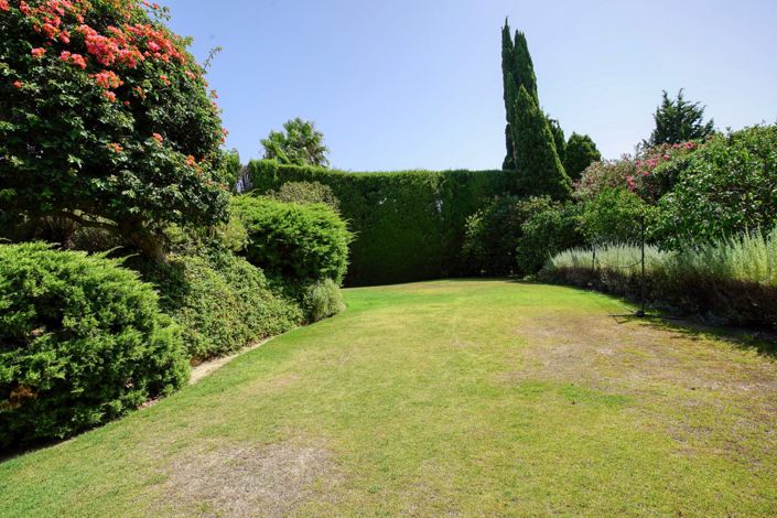 Image No.10-4 Bed Villa for sale