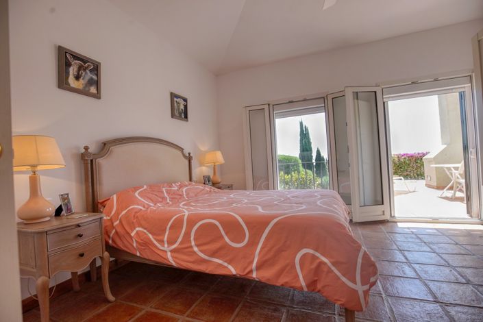 Image No.27-Villa de 4 chambres à vendre à Malaga