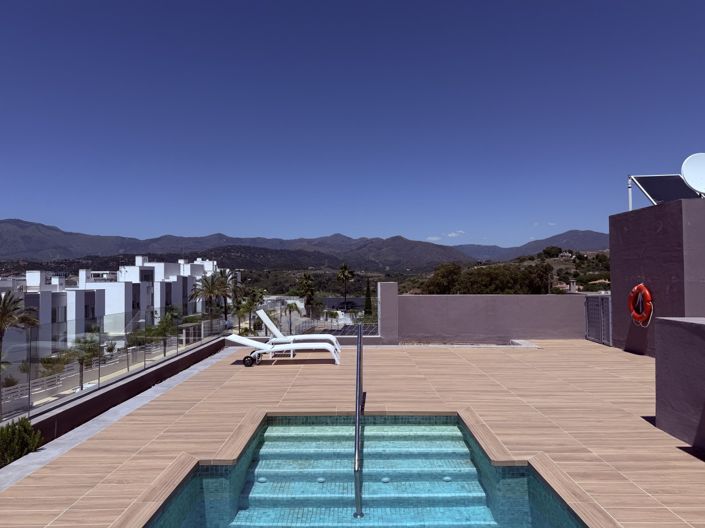 Image No.14-2 Bed Apartment for sale