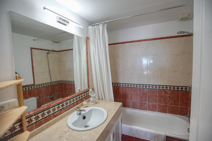 Image No.11-2 Bed Apartment for sale