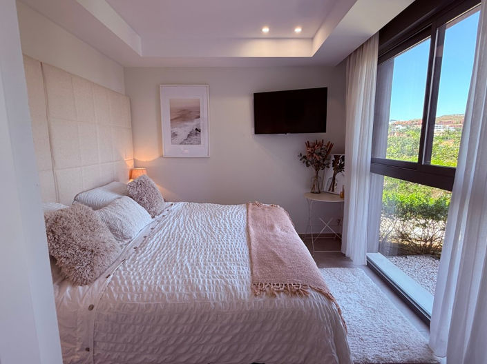 Image No.11-2 Bed Apartment for sale