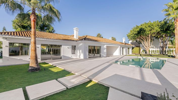 Image No.1-Villa de 4 chambres à vendre à Marbella