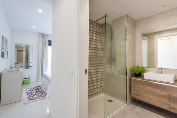 Image No.11-2 Bed Apartment for sale