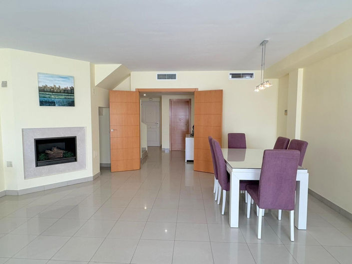 Image No.5-3 Bed Townhouse for sale