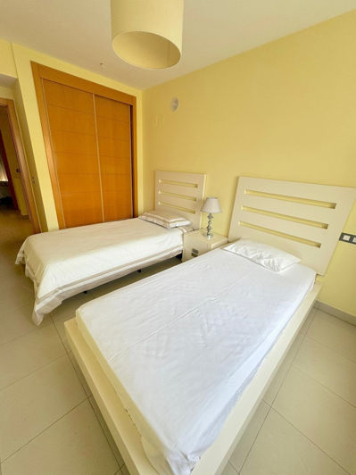 Image No.8-3 Bed Townhouse for sale