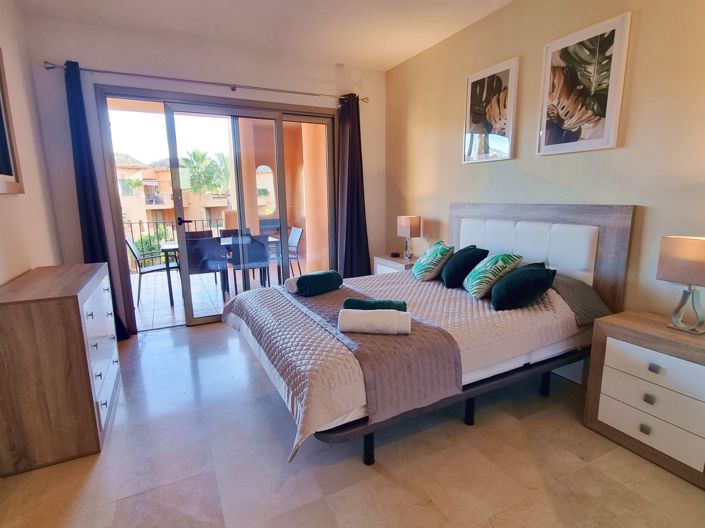 Image No.5-2 Bed Apartment for sale