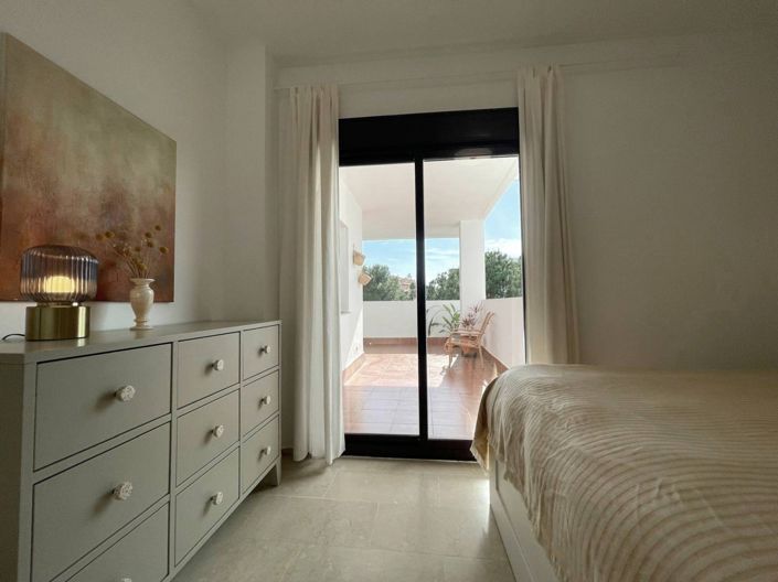 Image No.15-2 Bed Apartment for sale