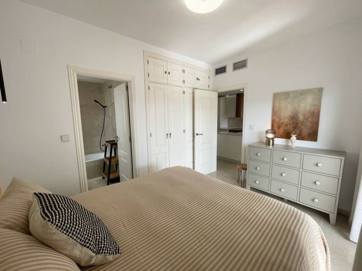 Image No.16-2 Bed Apartment for sale