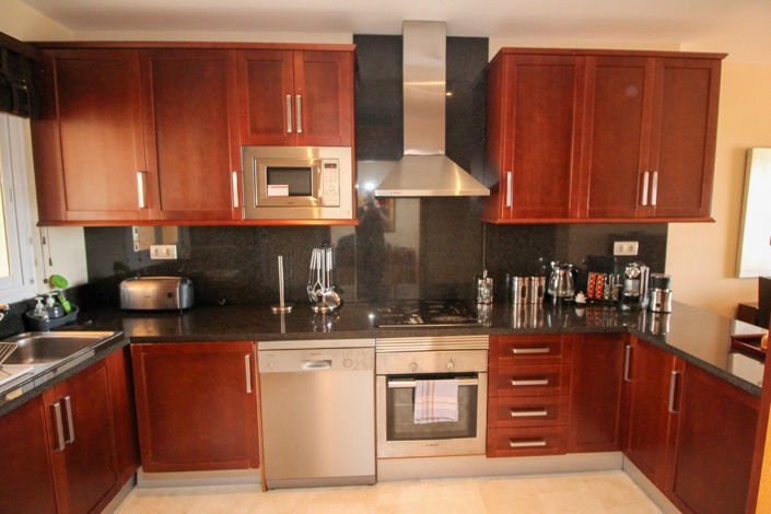 Image No.9-2 Bed Apartment for sale