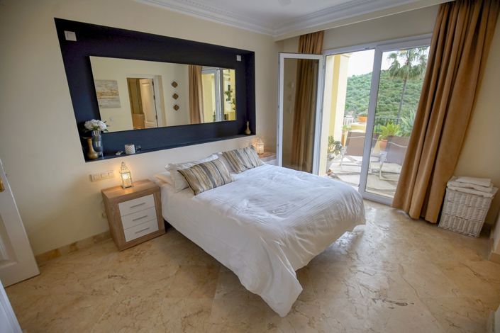 Image No.26-3 Bed Apartment for sale