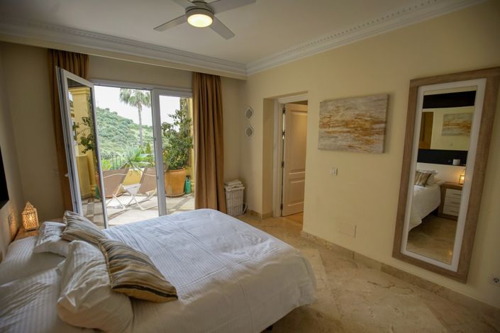 Image No.4-3 Bed Apartment for sale