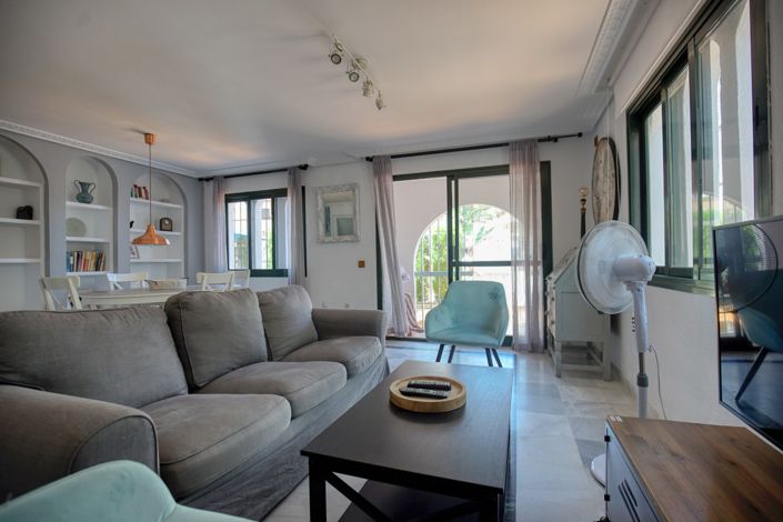 Image No.5-4 Bed Townhouse for sale