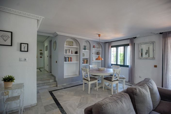 Image No.6-4 Bed Townhouse for sale