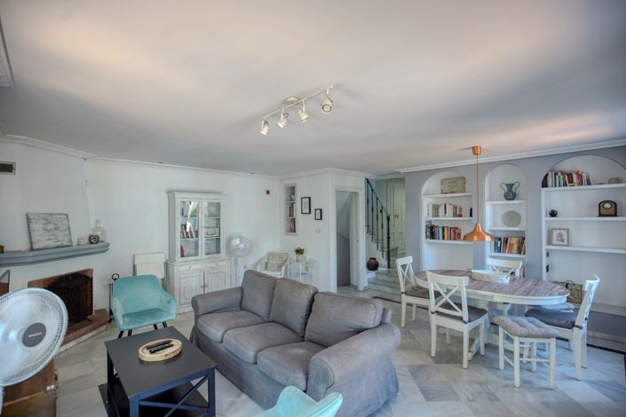 Image No.7-4 Bed Townhouse for sale