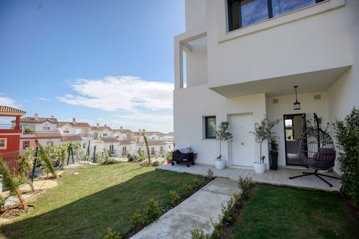 Image No.15-3 Bed Villa for sale