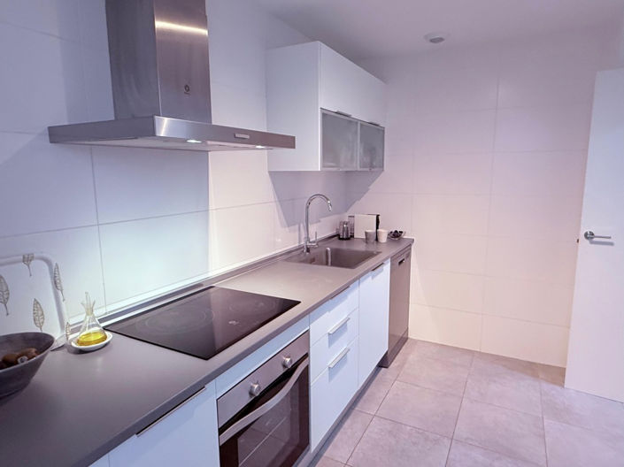 Image No.9-2 Bed Apartment for sale